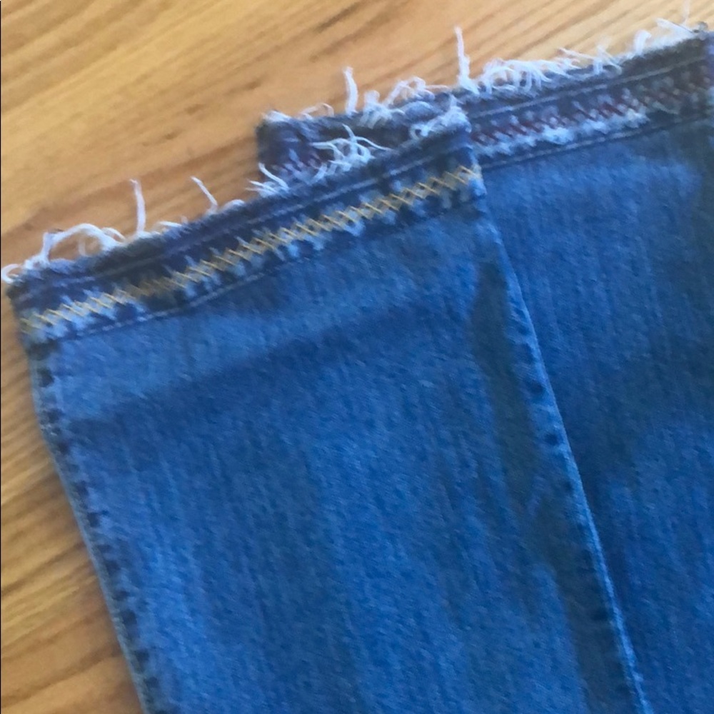 Pair of designer CHIP & PEPPER ladies jeans - Picture 4 of 9